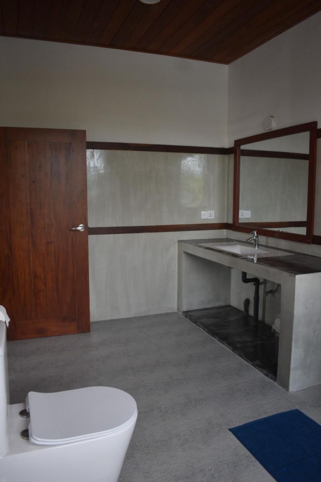 Hotel Ocean View Cottage Hikkaduwa Esterno foto