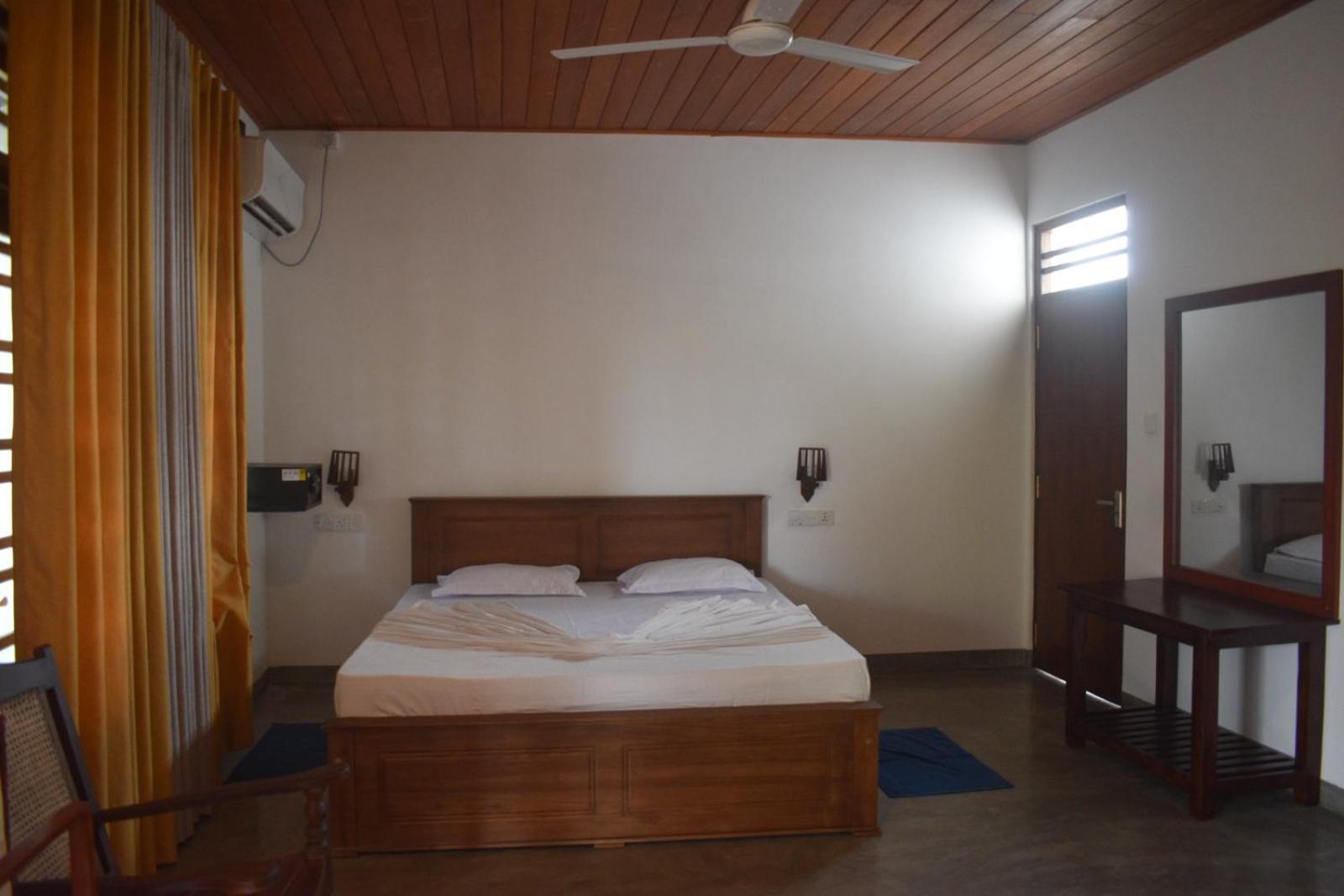 Hotel Ocean View Cottage Hikkaduwa Esterno foto